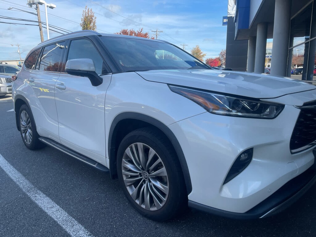 Used 2021 Toyota Highlander Platinum SUV