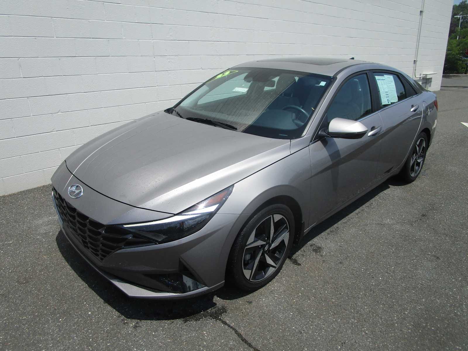 Ecotronic Gray 2023 Hyundai Elantra Hybrid Limited FWD Sedan Front-Wheel Drive Automatic