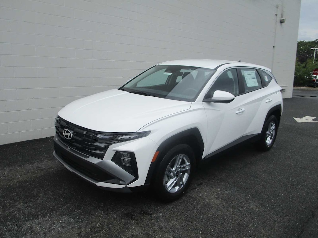 New 2026 Hyundai Tucson SE AWD SUV