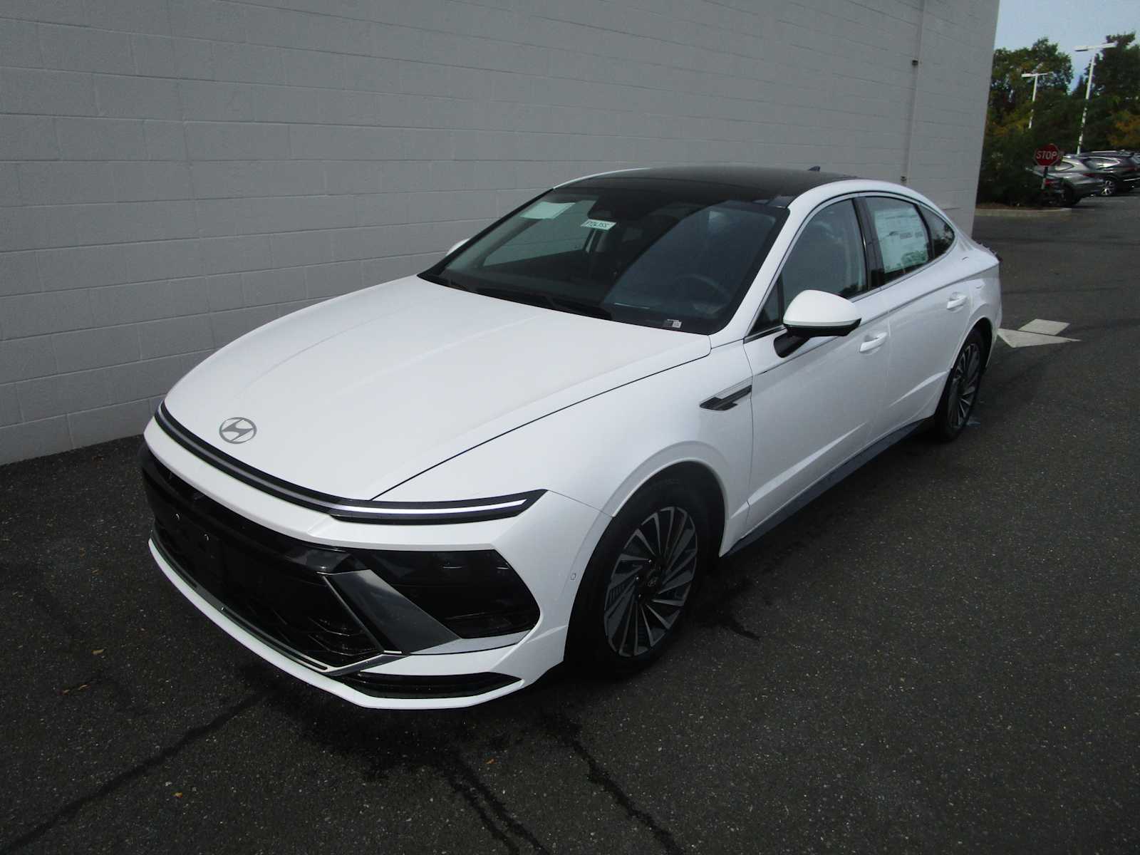 2026 Hyundai Sonata Hybrid Limited Sedan