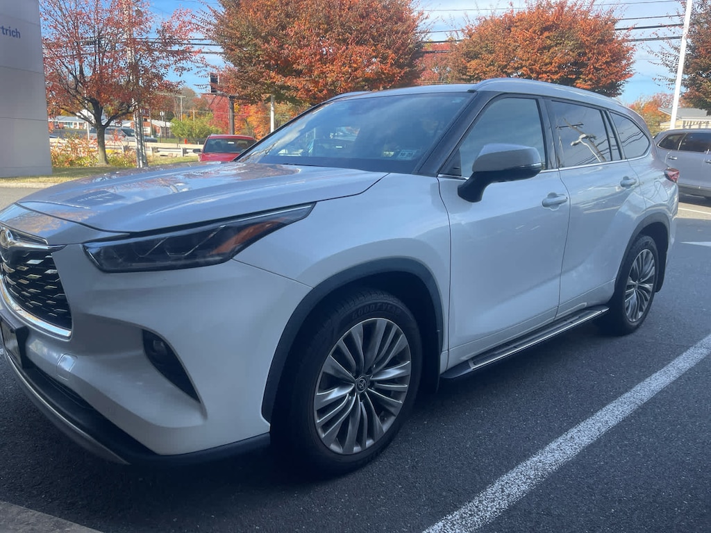 Used 2021 Toyota Highlander Platinum SUV