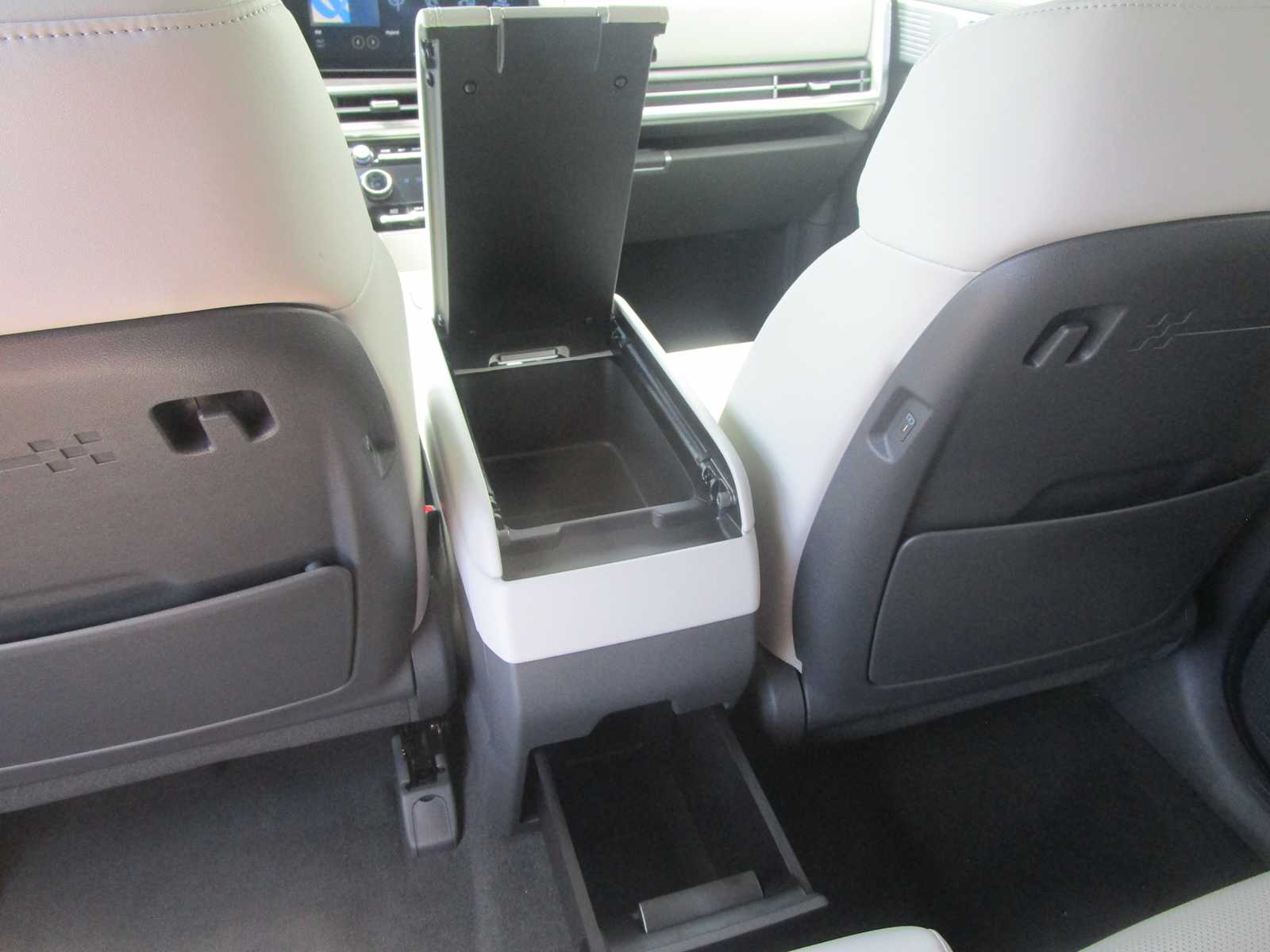 2026 Hyundai Santa Fe SEL - Photo 10