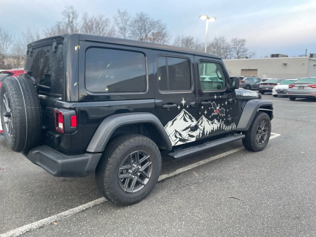 Certified 2025 Jeep Wrangler Sport SUV