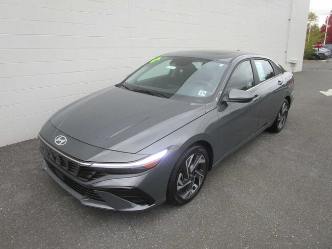 2024 Hyundai Elantra SEL Sedan 2024 Hyundai Elantra SEL Sedan