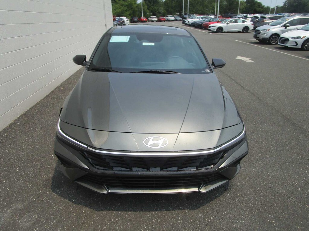New 2026 Hyundai Elantra SEL SPORT PLUS SULEV SDN IVT Sedan