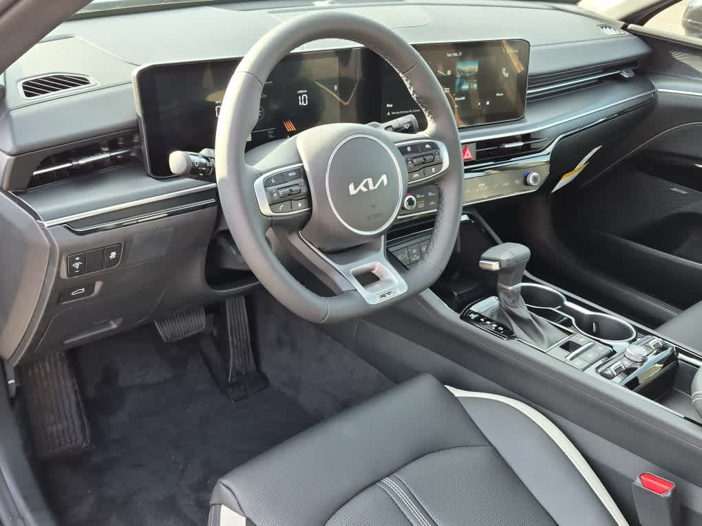2026 Kia K5 GT-Line - Photo 10