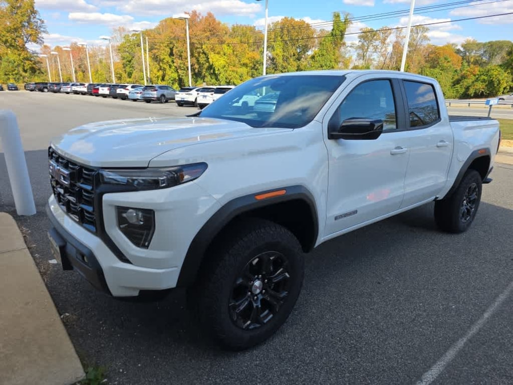 Used 2024 GMC Canyon 2WD Elevation Crew Cab Crew Cab