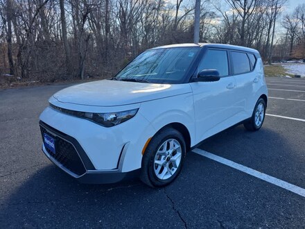 2023 Kia Soul S IVT