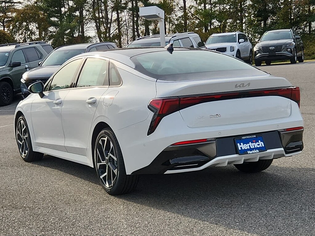 New 2026 Kia K5 EX Auto FWD