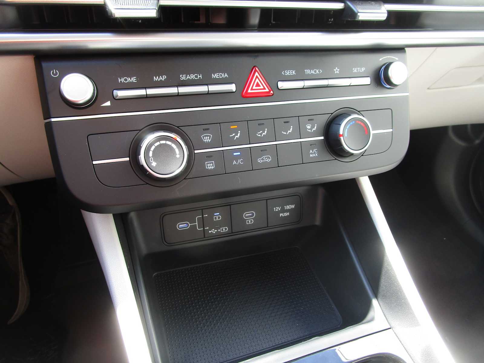 2026 Hyundai Tucson SE - Photo 22