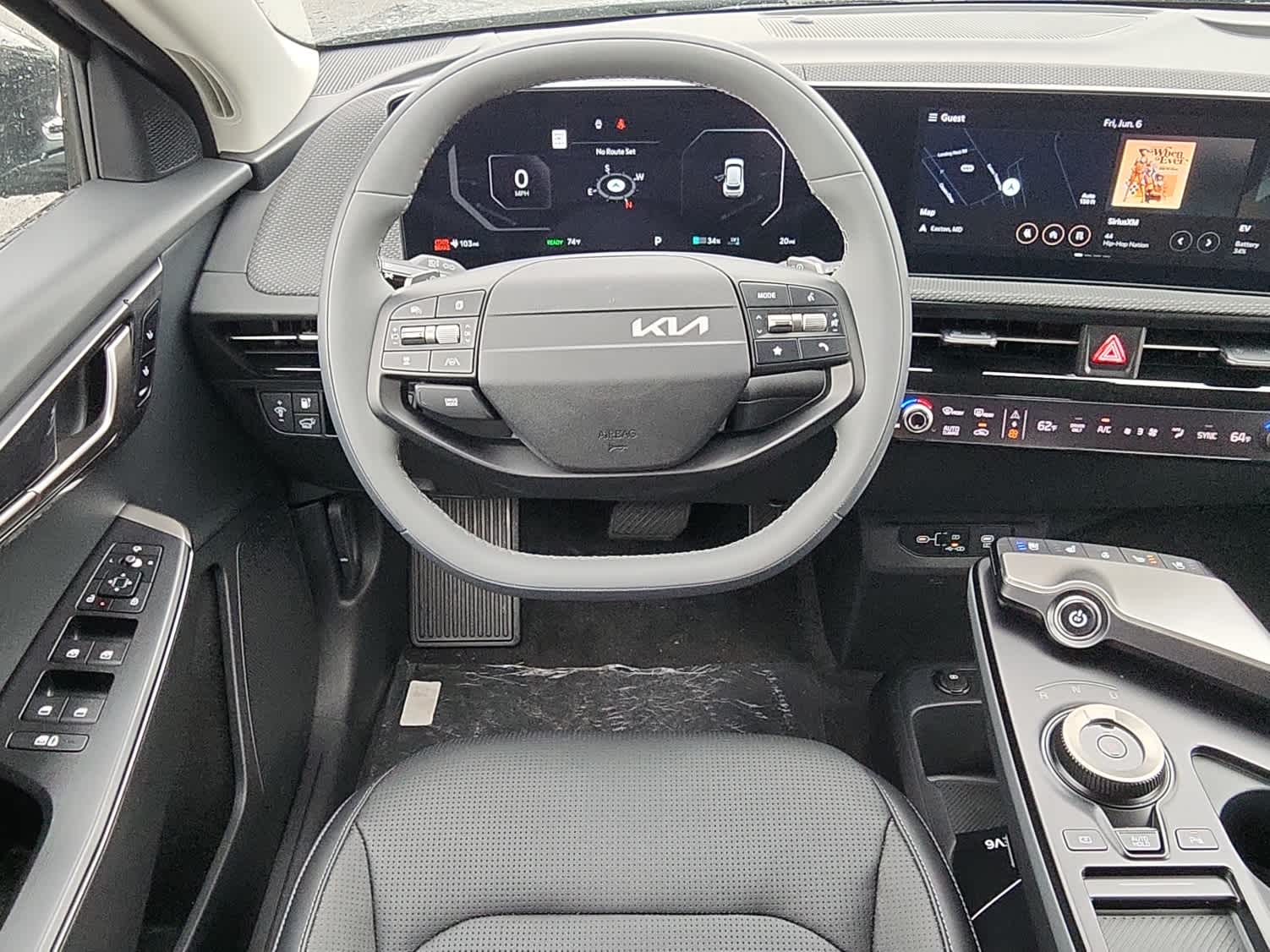 2025 Kia EV6 Wind - Photo 8