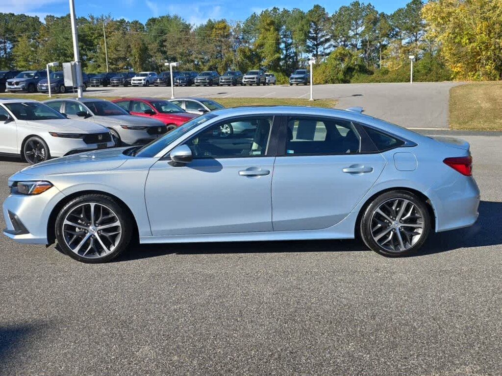 Used 2023 Honda Civic Touring CVT