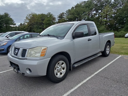 2005 Nissan Titan XE King Cab 2WD King Cab 2WD