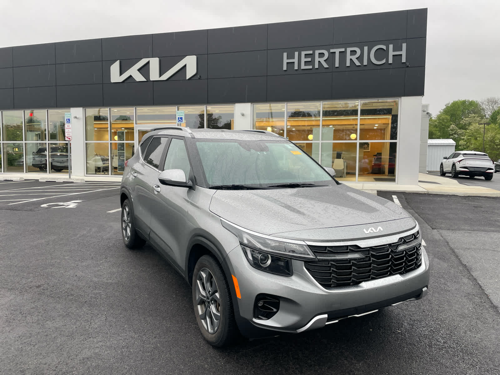 2024 Kia Seltos S