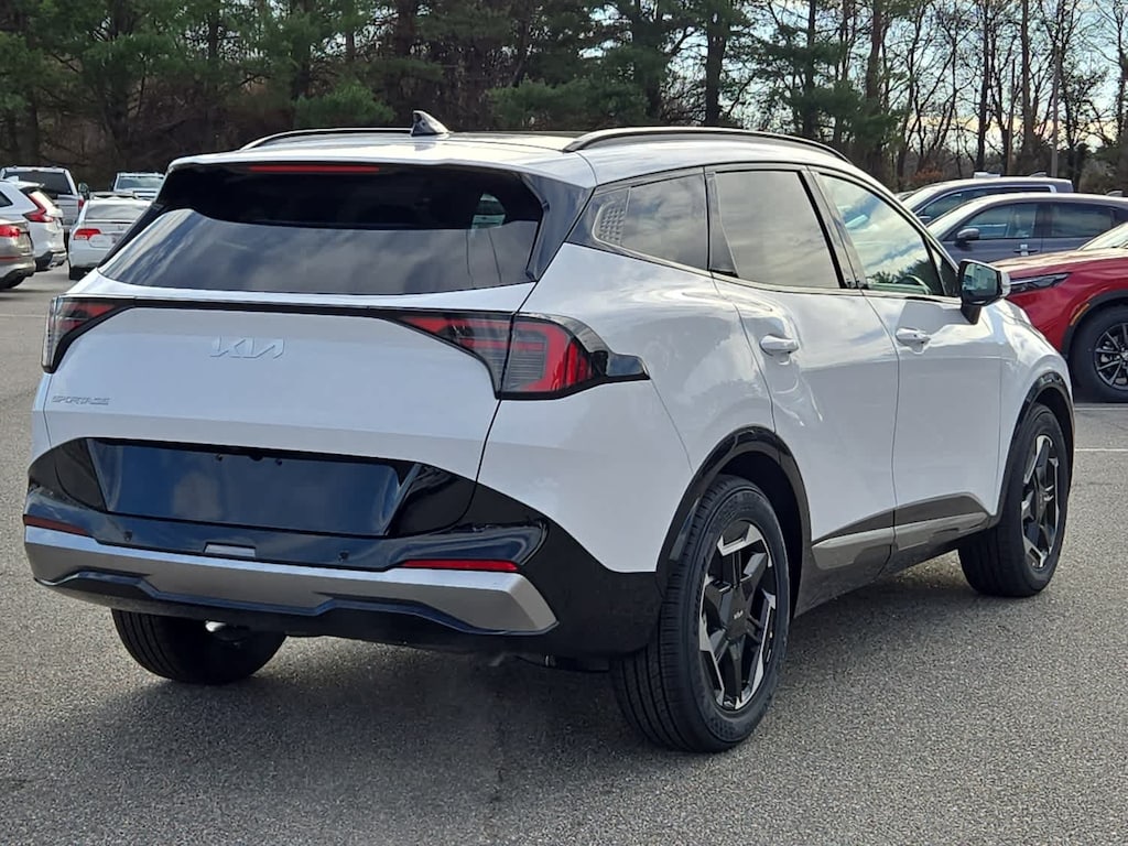 New 2026 Kia Sportage SX FWD