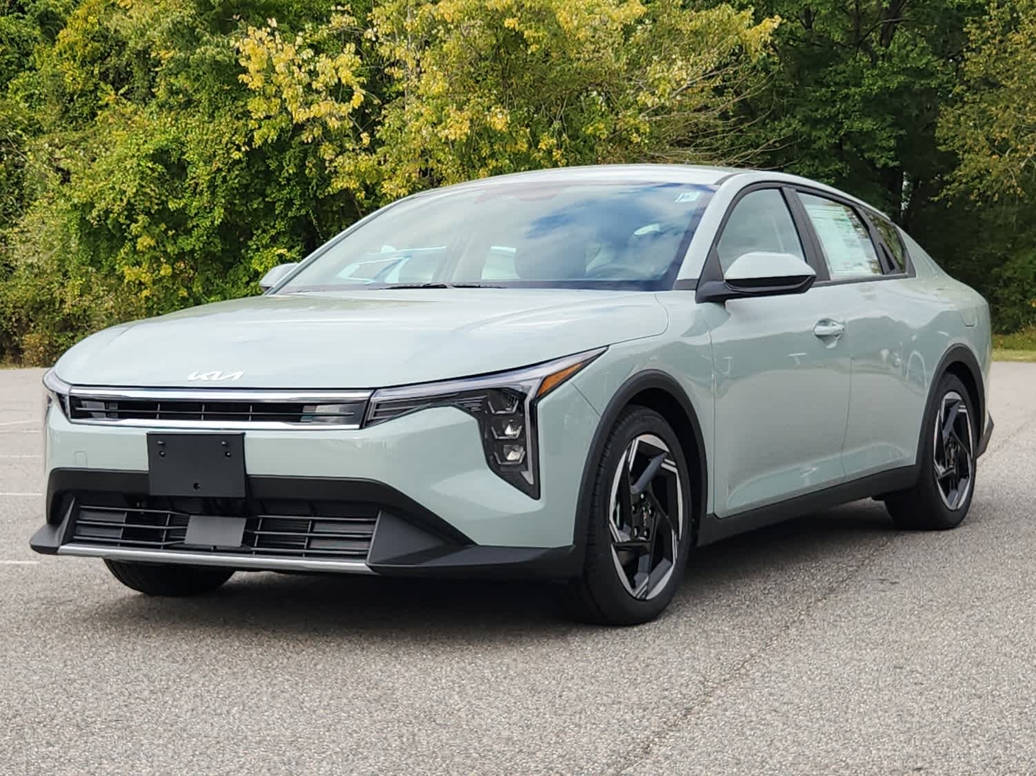 2025 Kia K4 EX's photo