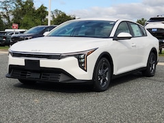 2025 Kia K4 LXS FWD
