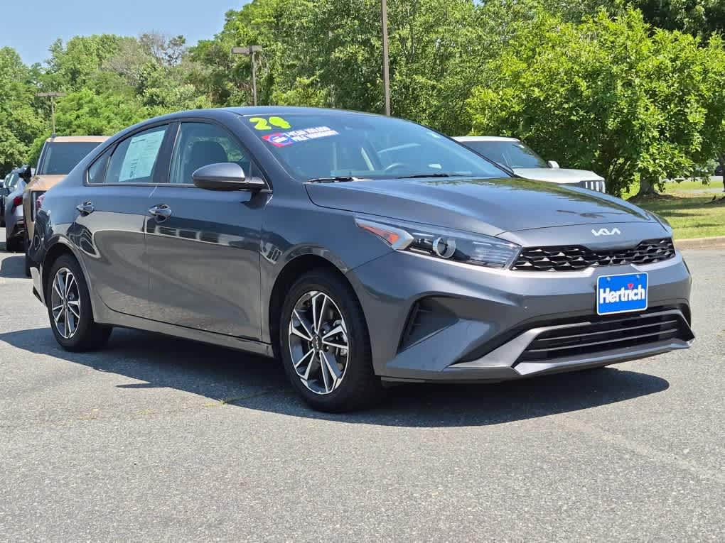 Used 2024 Kia Forte LXS with VIN 3KPF24ADXRE774774 for sale in Easton, MD