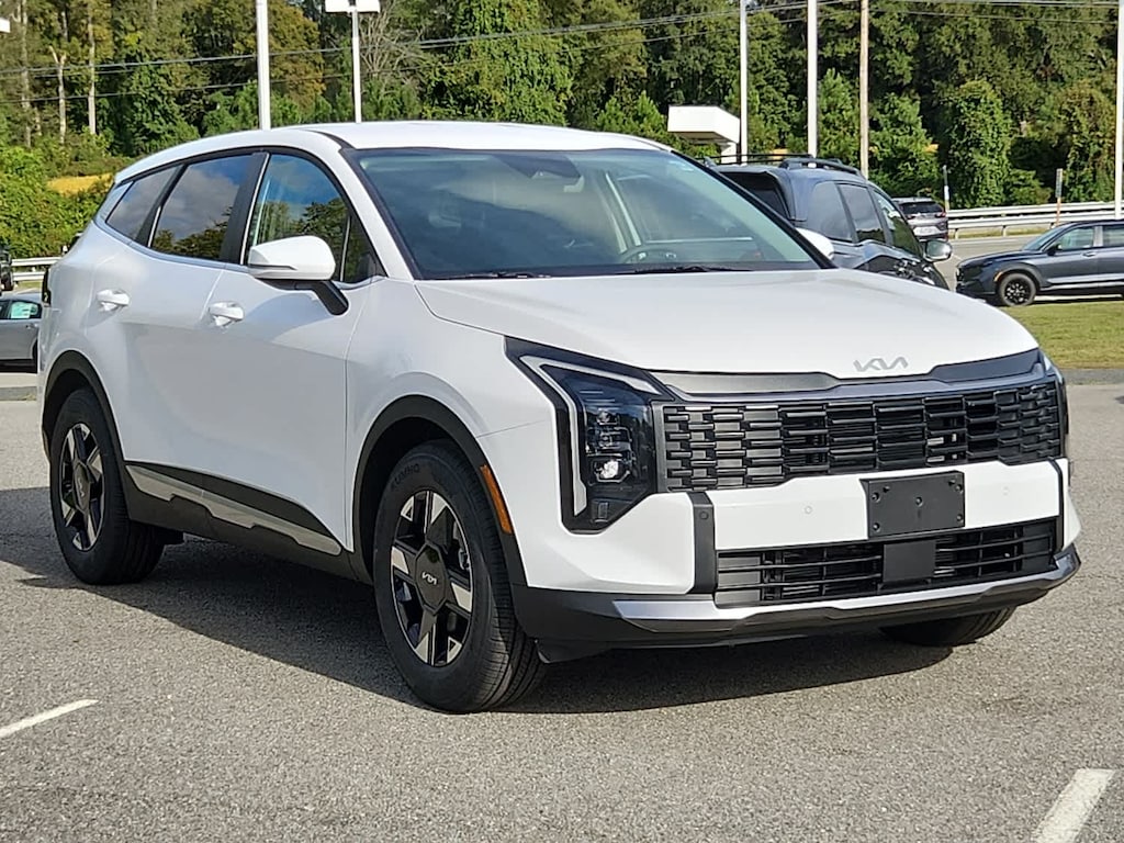 New 2026 Kia Sportage LX FWD