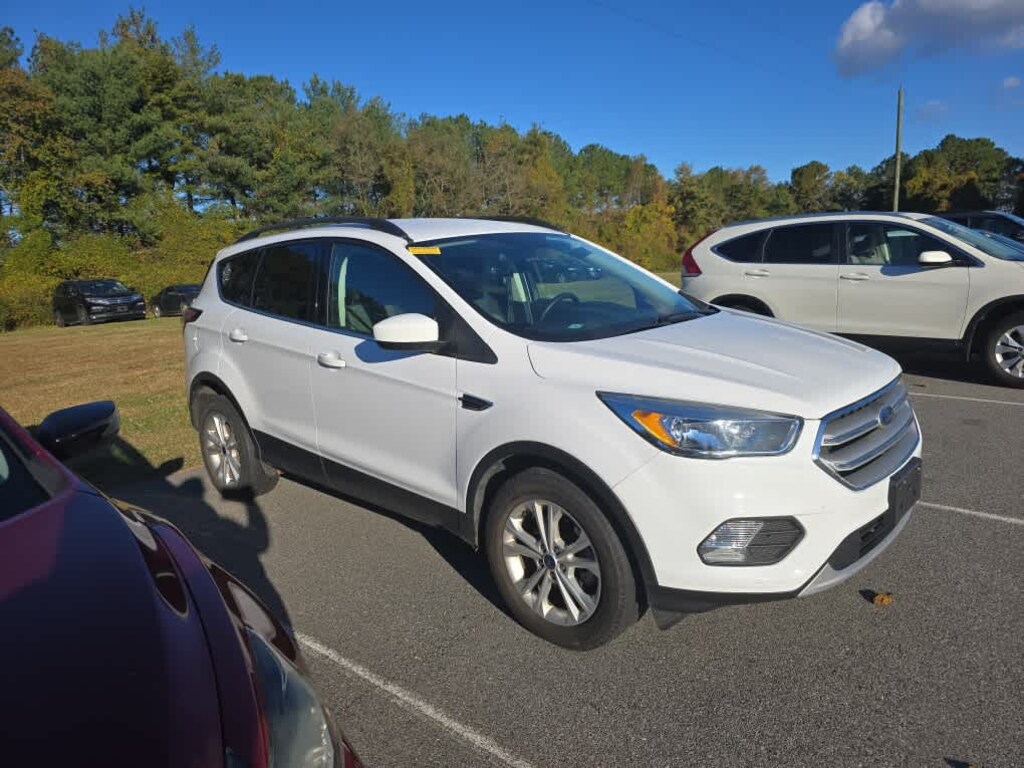 Used 2018 Ford Escape SE FWD