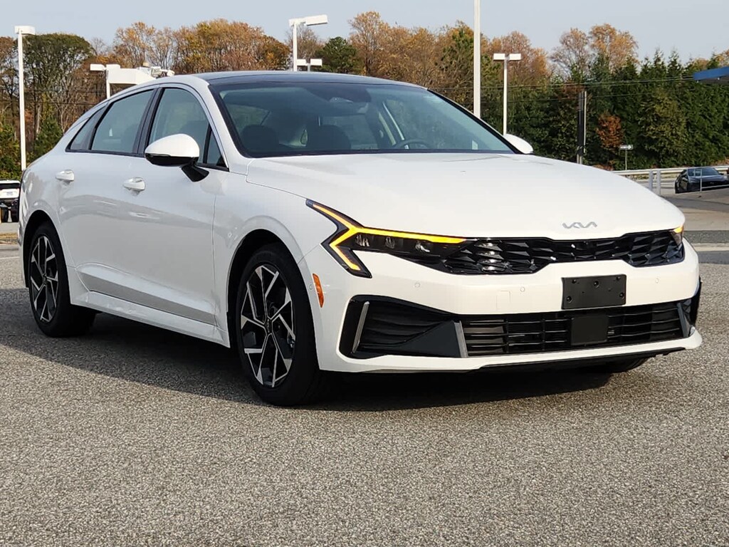 New 2026 Kia K5 EX Auto FWD