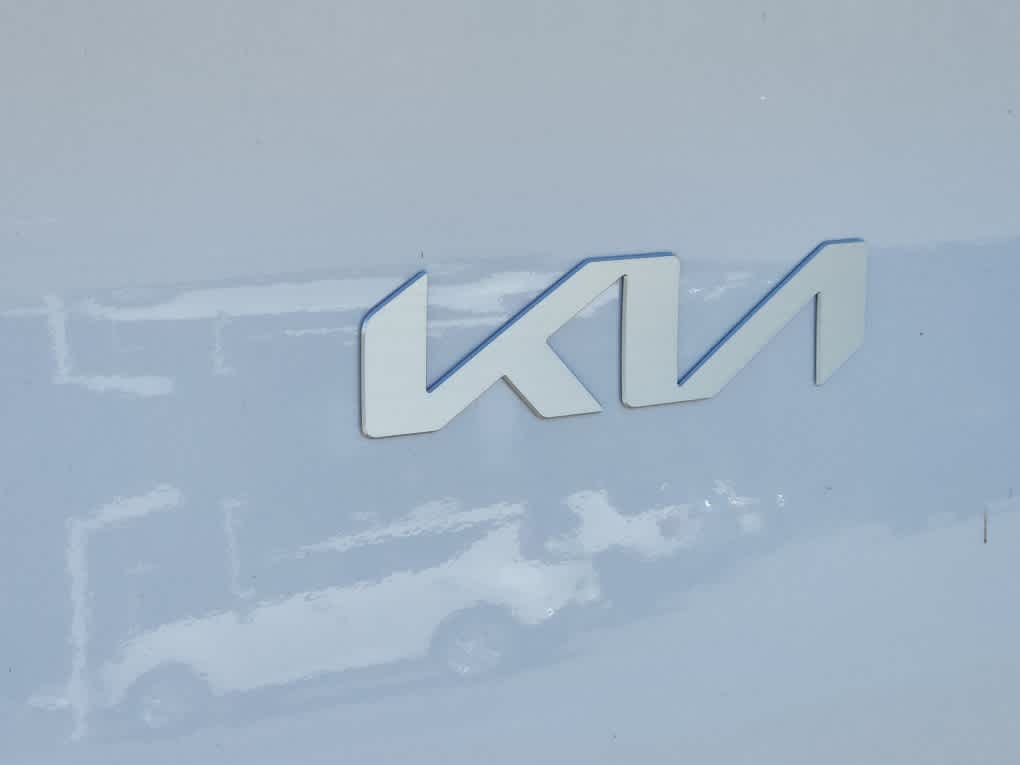 2025 Kia EV6 Wind - Photo 19