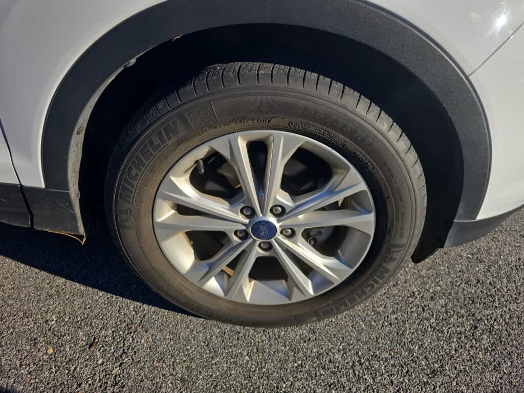 Used 2018 Ford Escape SE FWD