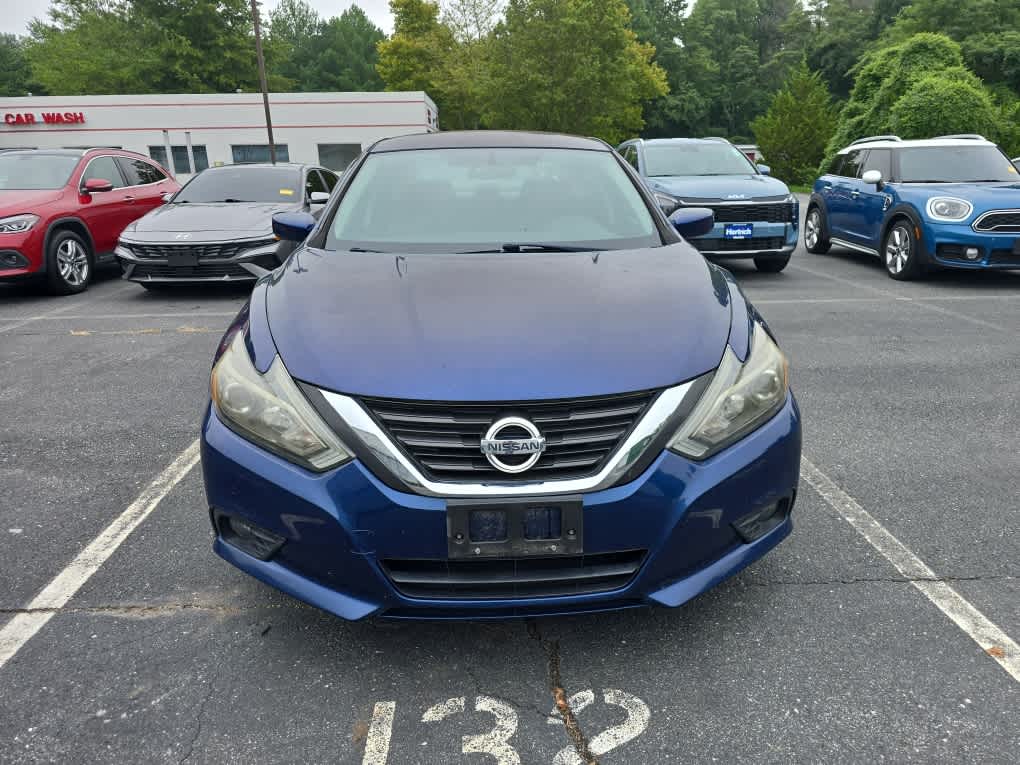 Used 2016 Nissan Altima SR with VIN 1N4AL3AP1GC206953 for sale in Easton, MD