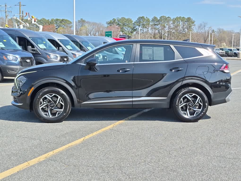 2024 Kia Sportage LX - Photo 6