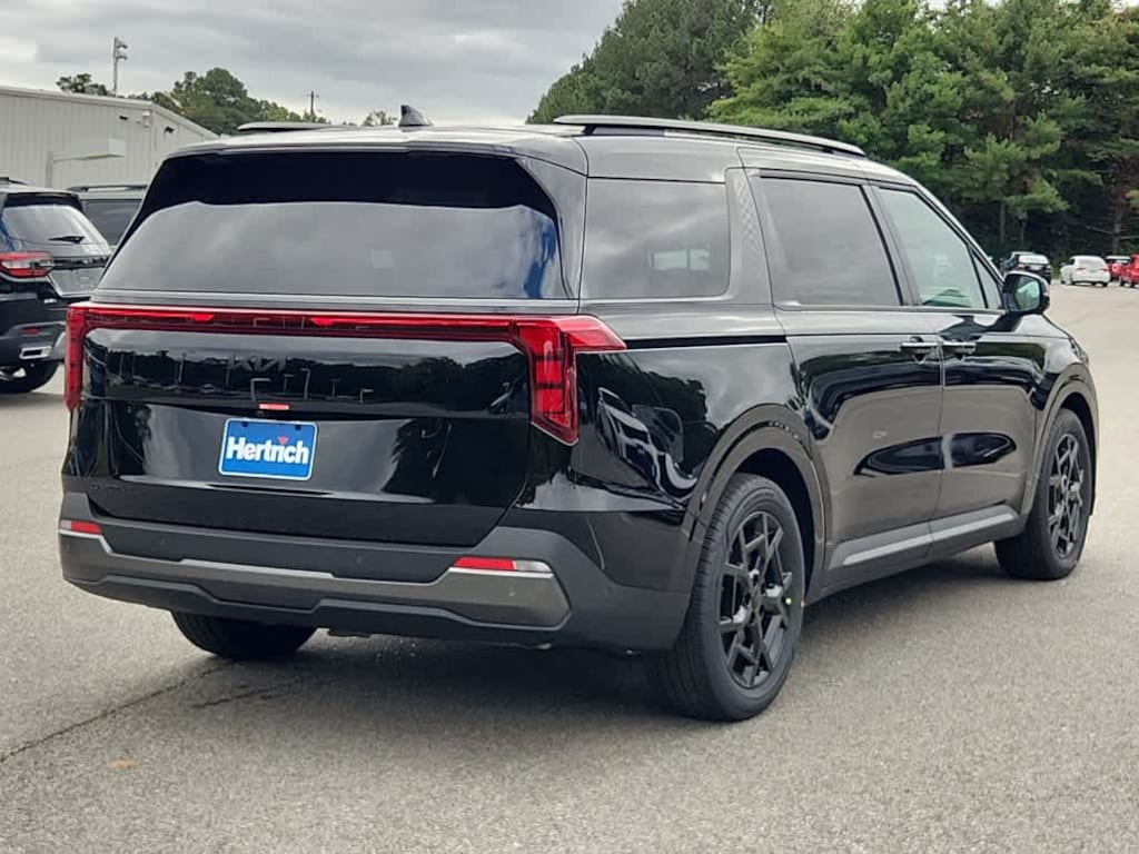 New 2026 Kia Carnival SX FWD