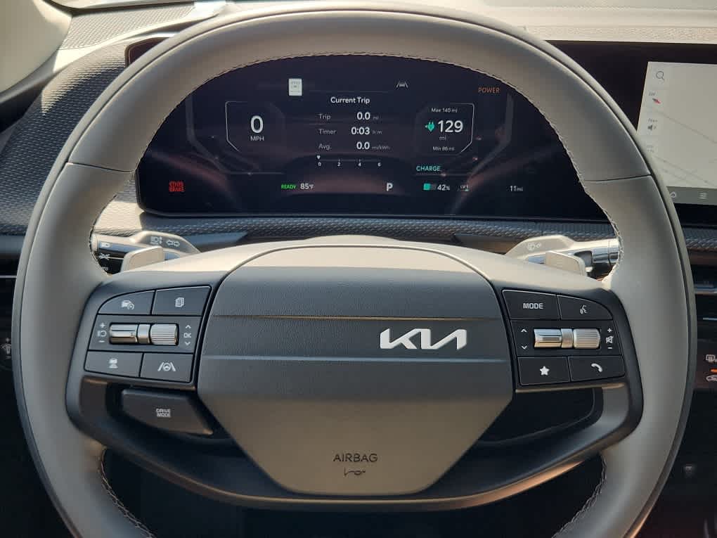 2025 Kia EV6 Wind - Photo 16