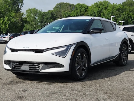 2025 Kia EV6 Light Long Range AWD