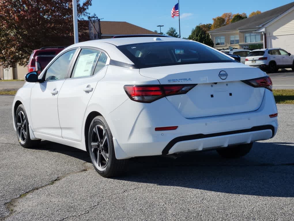 2025 Nissan Sentra SV photo 4