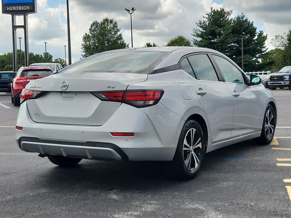 2020 Nissan Sentra SV photo 3