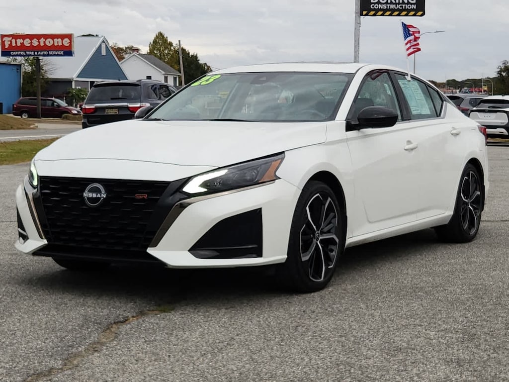 Used 2023 Nissan Altima 2.5 SR Sedan