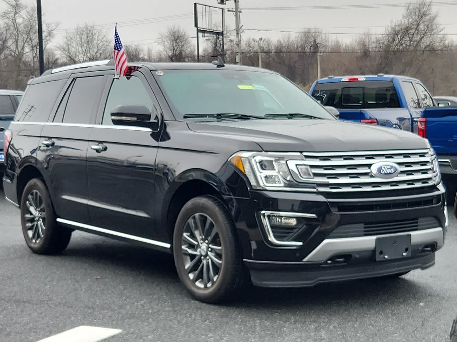 Used 2021 Ford Expedition Limited with VIN 1FMJU2AT6MEA44988 for sale in Dover, DE