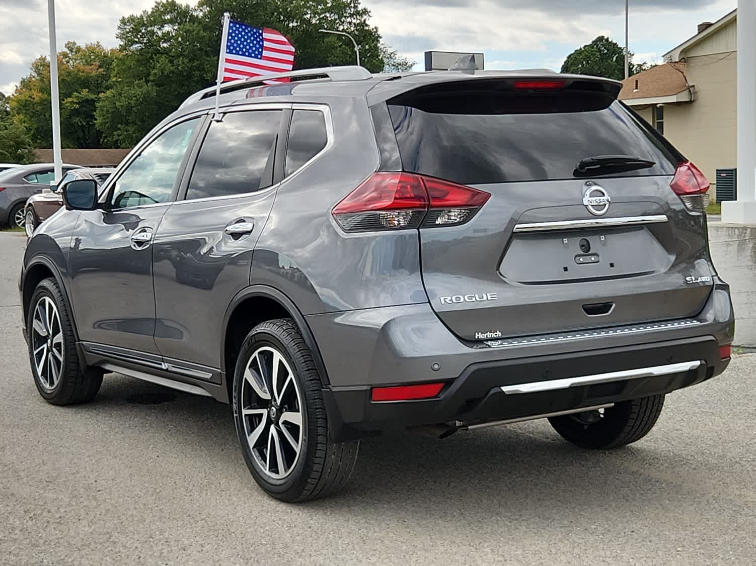 2019 Nissan Rogue SL photo 4