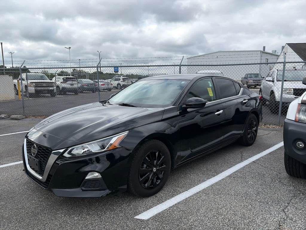Used 2019 Nissan Altima 2.5 S Sedan