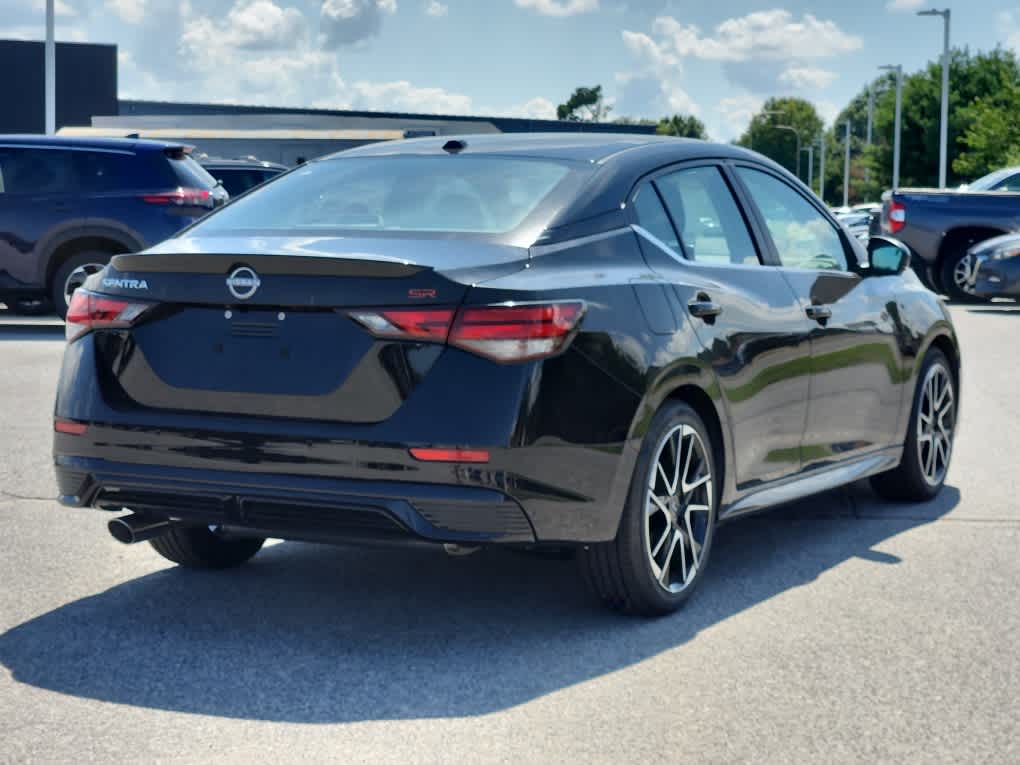 2025 Nissan Sentra SR photo 3