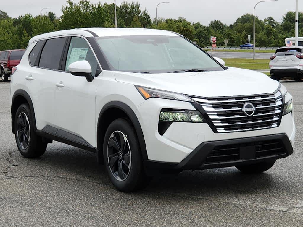 2026 Nissan Rogue SV photo 2
