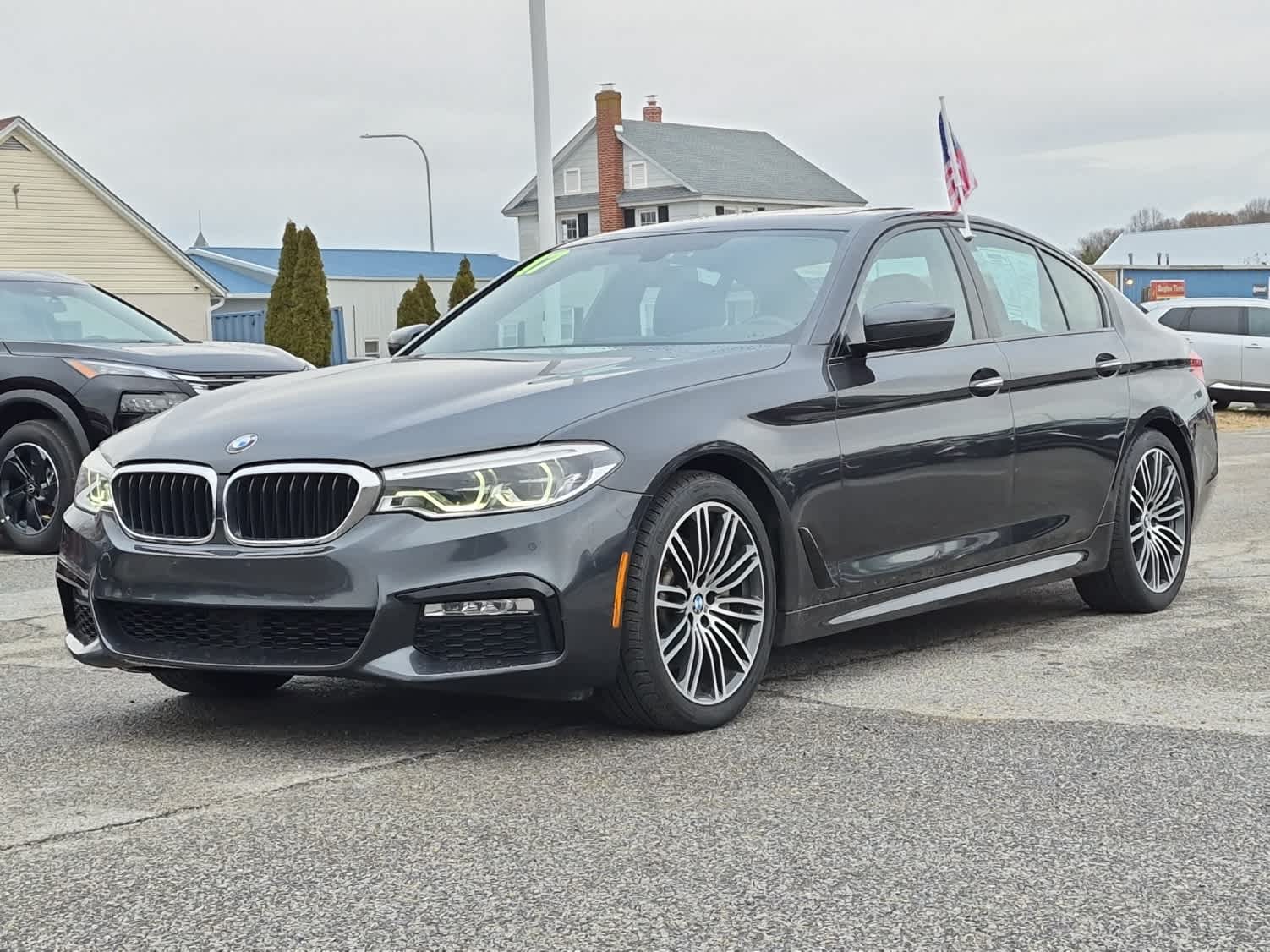 2017 BMW 5 Series 530i's photo