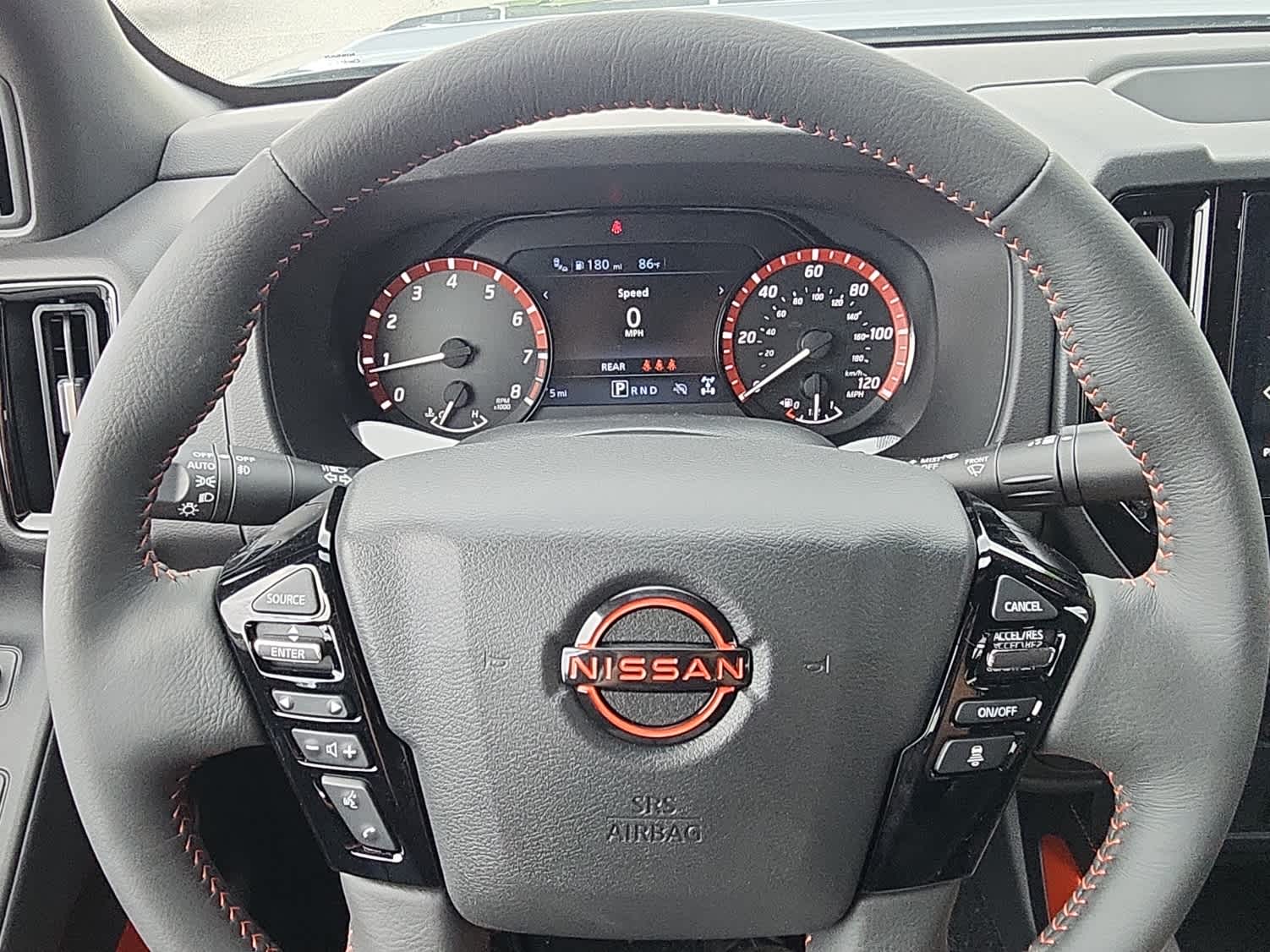 2025 Nissan Frontier PRO-4X - Photo 15