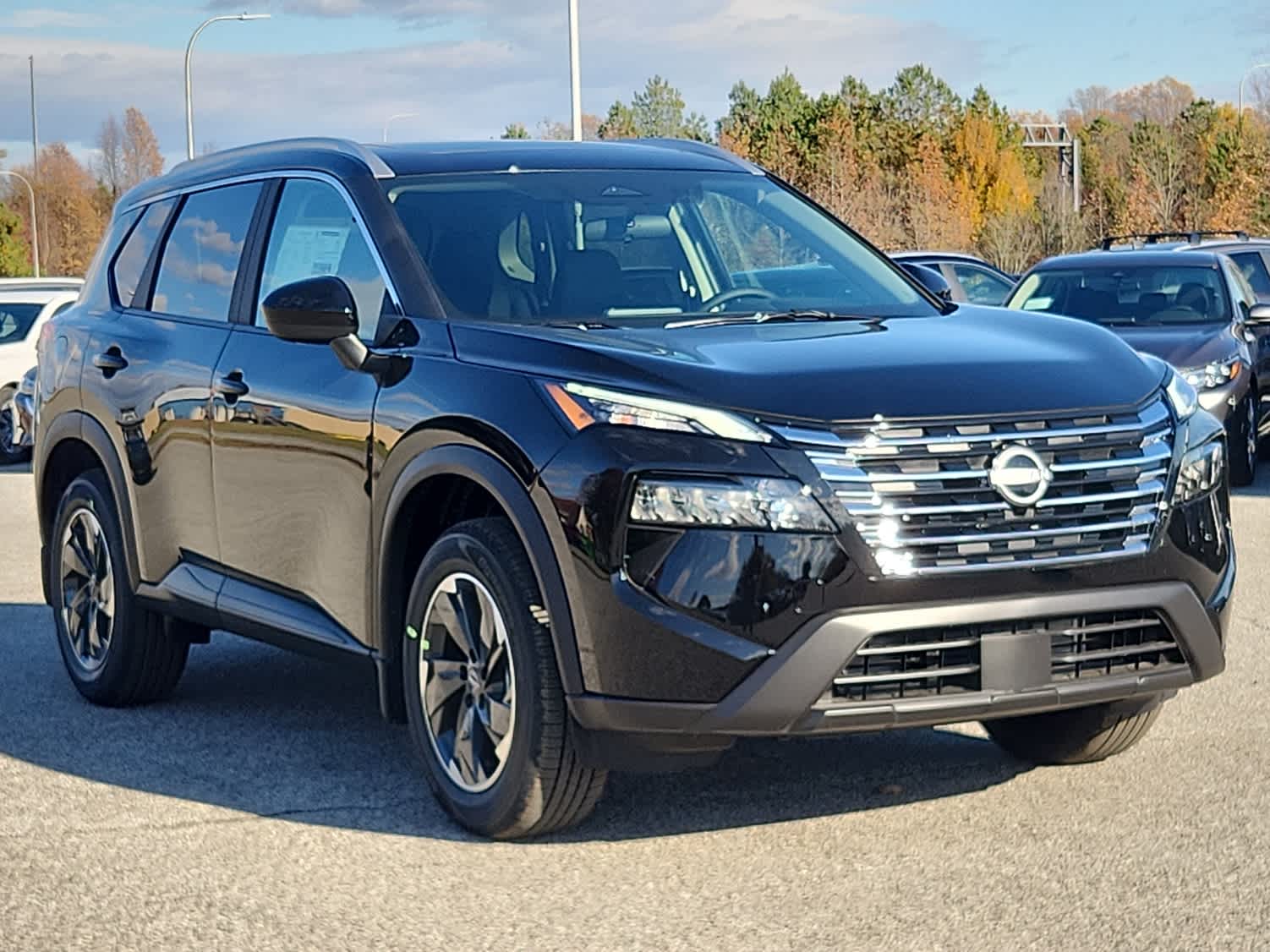 2026 Nissan Rogue SV photo 2