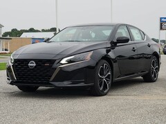2025 Nissan Altima SR FWD