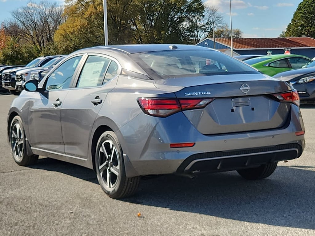 New 2025 Nissan Sentra SV CVT