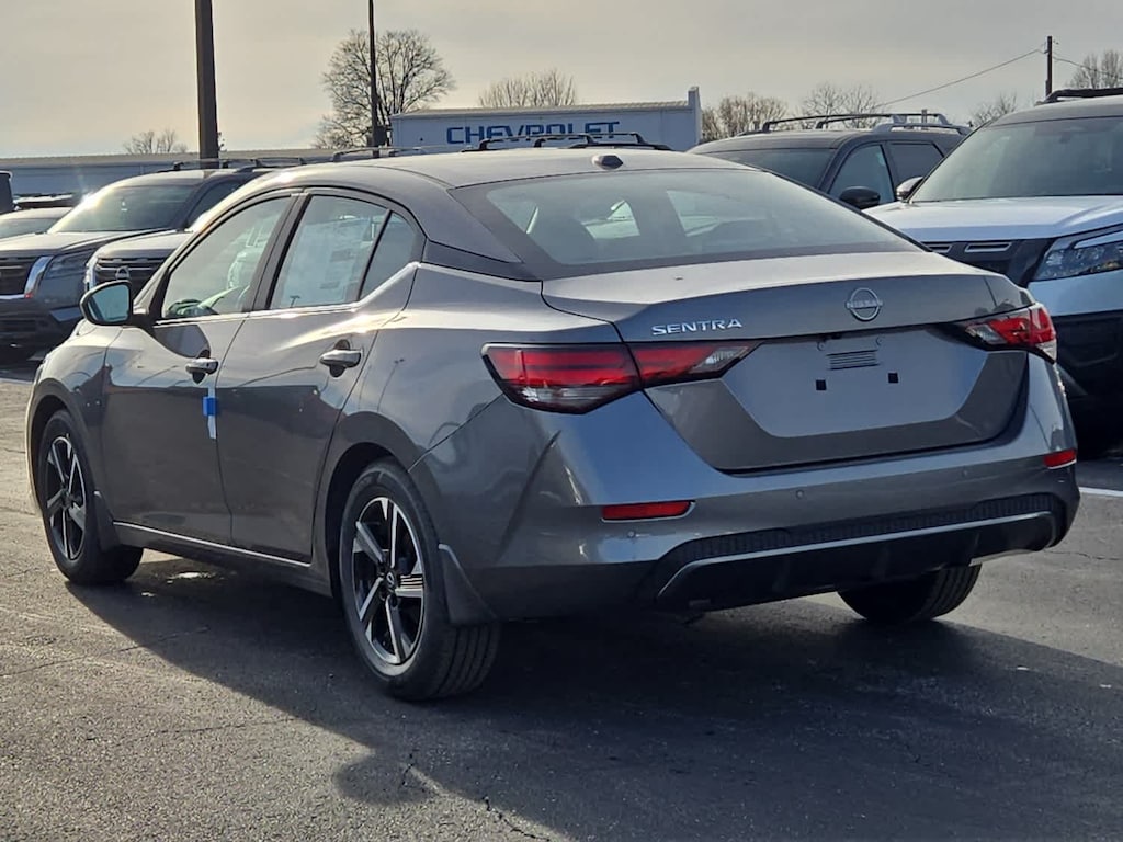 New 2025 Nissan Sentra SV CVT