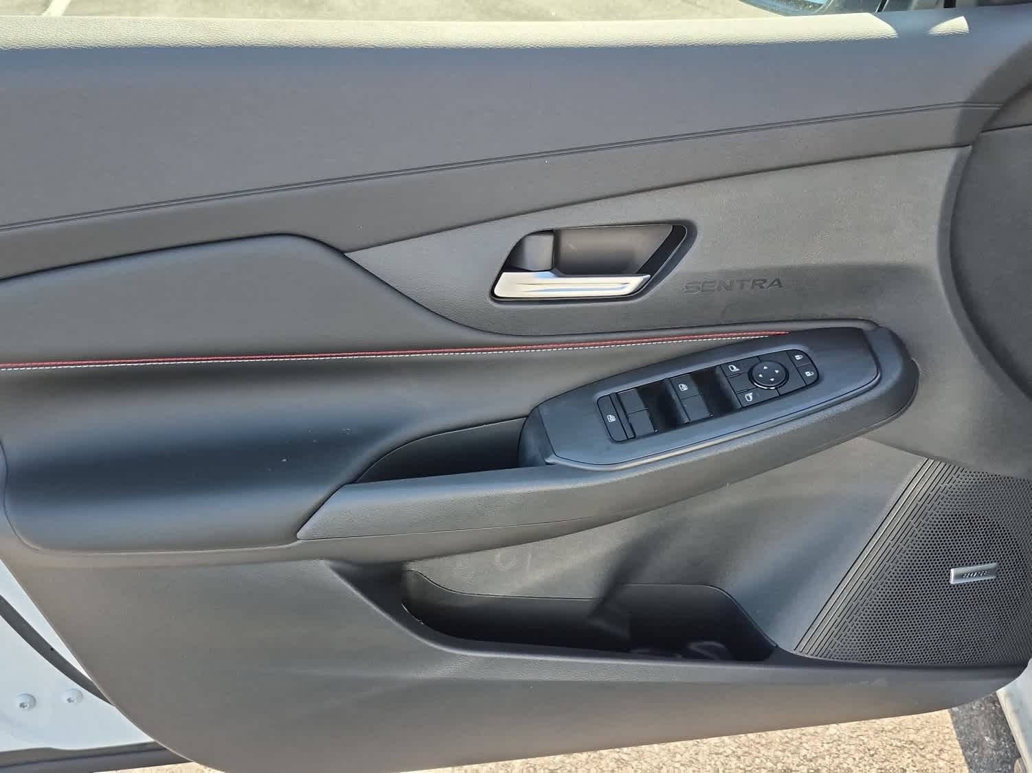 2026 Nissan Sentra SR - Photo 9