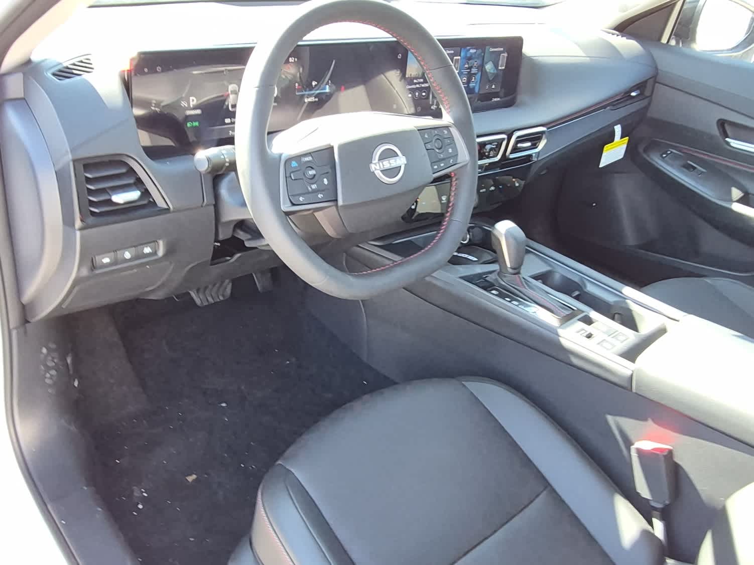 2026 Nissan Sentra SR - Photo 10