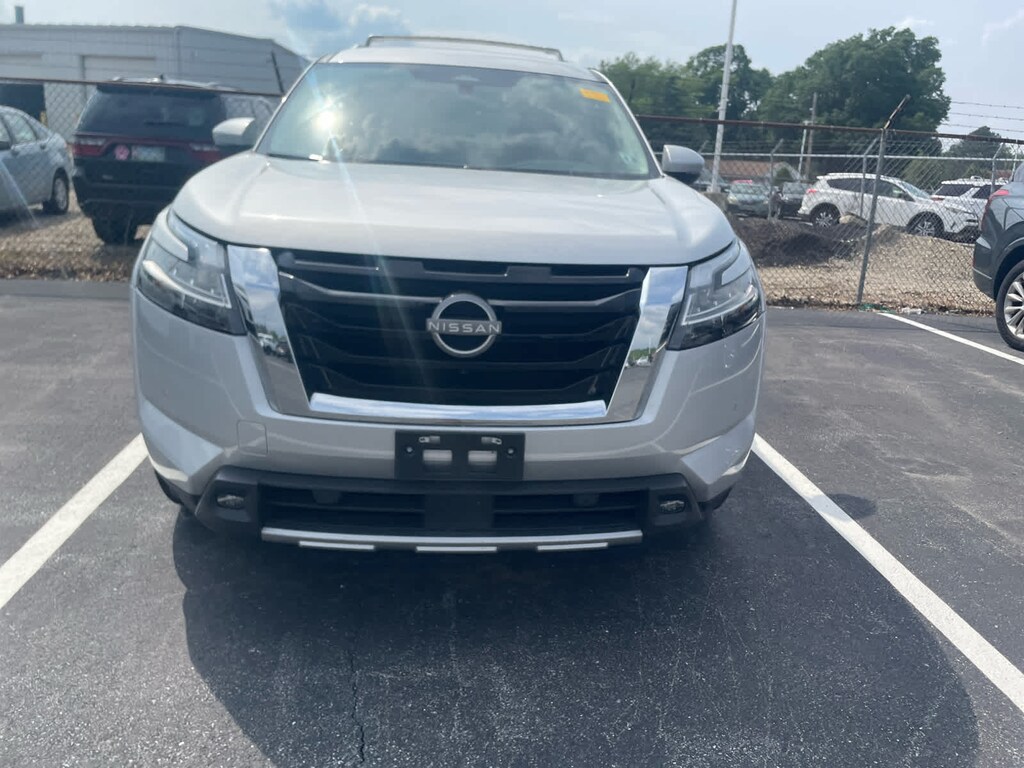 Certified 2023 Nissan Pathfinder SL SUV