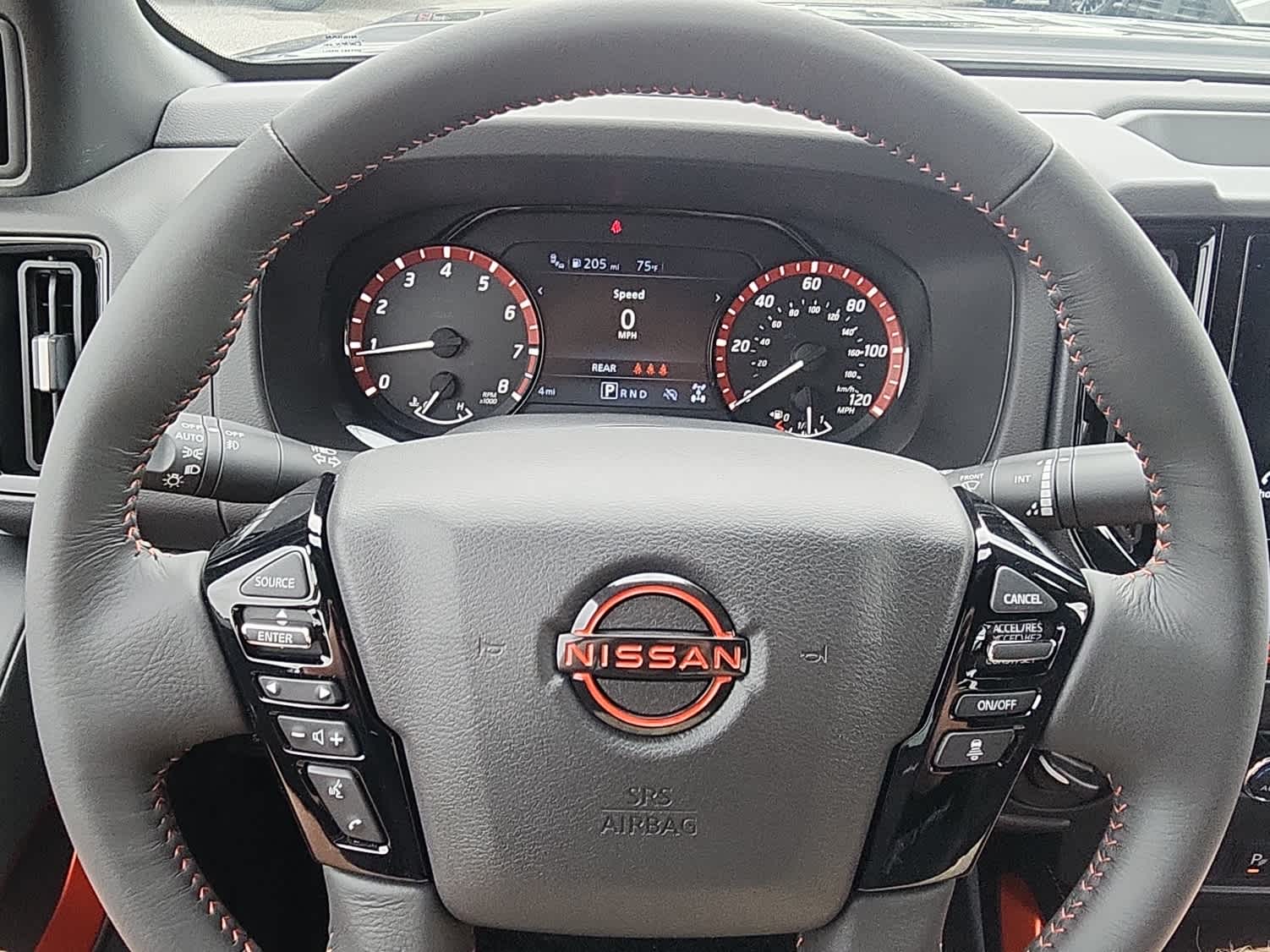 2025 Nissan Frontier PRO-4X - Photo 15